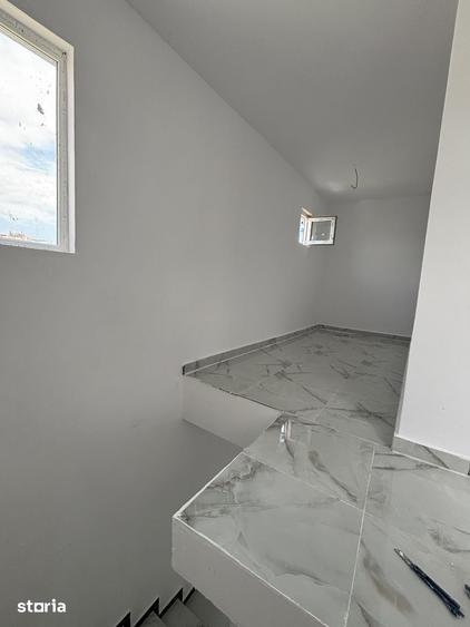 Casă cu 4 camere cu Teren 200 Mp în Central