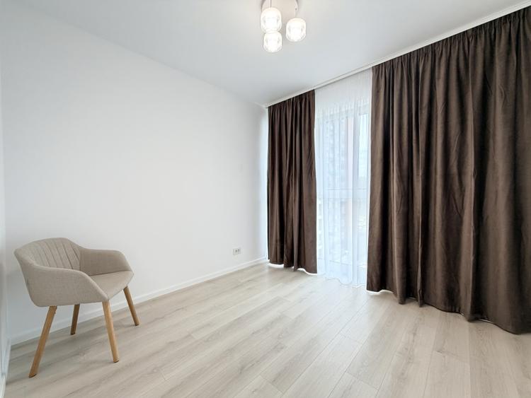 Apartament cu 3 camere decomandat, mobilat în Lipovei