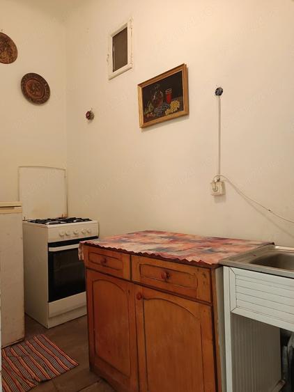 Casă cu 3 camere cu Teren 765 Mp în Grădiște
