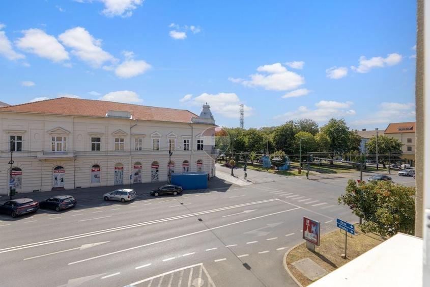Apartament cu 2 camere decomandat, mobilat în Central