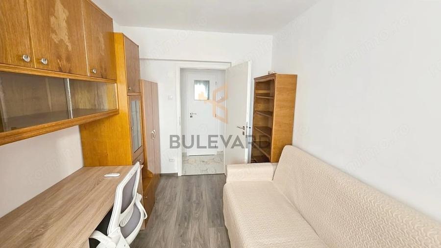 Apartament cu 3 camere decomandat în Zorilor