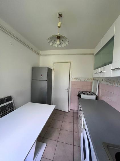 Apartament cu 2 camere semidecomandat în Tătărași