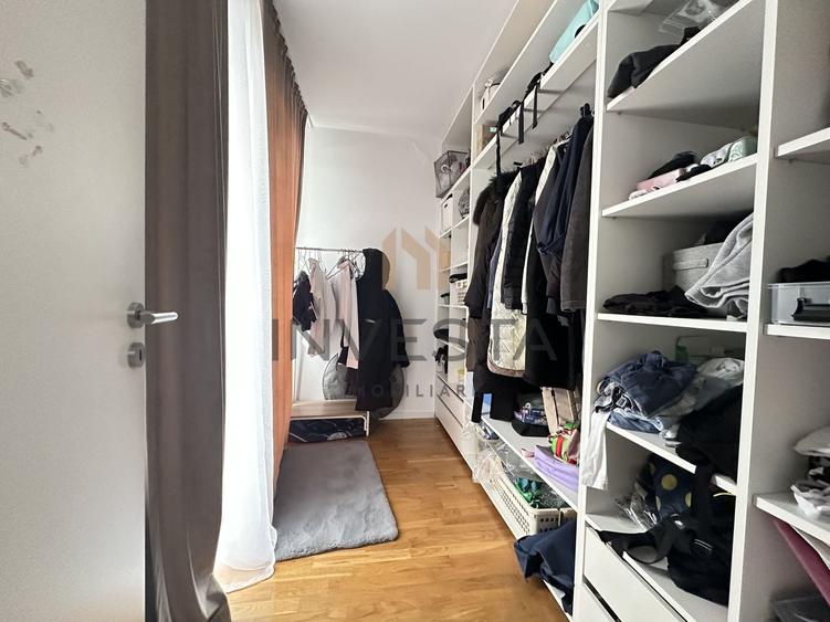 Apartament cu 4 camere semidecomandat, mobilat în Gheorgheni