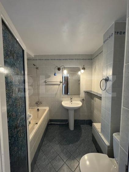 Apartament cu 2 camere decomandat, mobilat în Palat