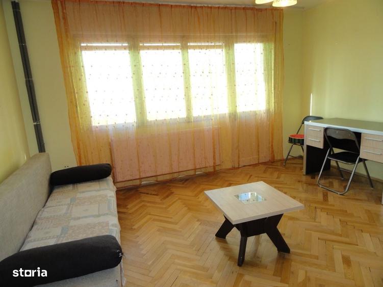 Apartament cu 2 camere în Romanilor