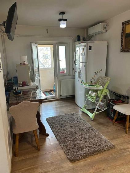 Apartament cu 2 camere decomandat în Lăpuș Argeș