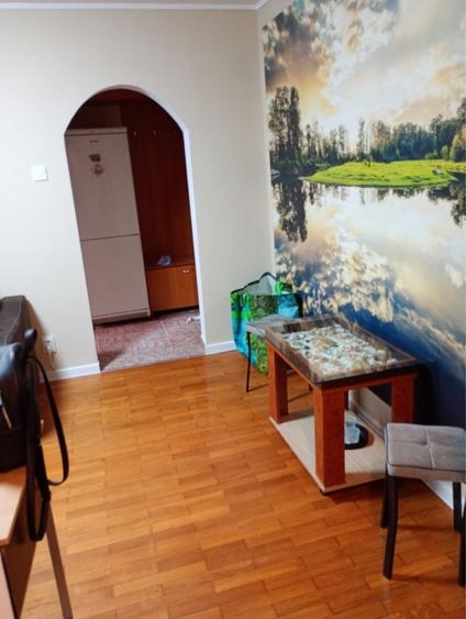 Apartament cu 2 camere semidecomandat în Dobroești