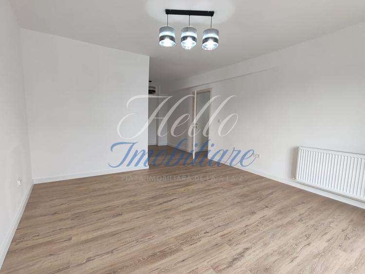Apartament cu 4 camere semidecomandat în Dâmbul Rotund