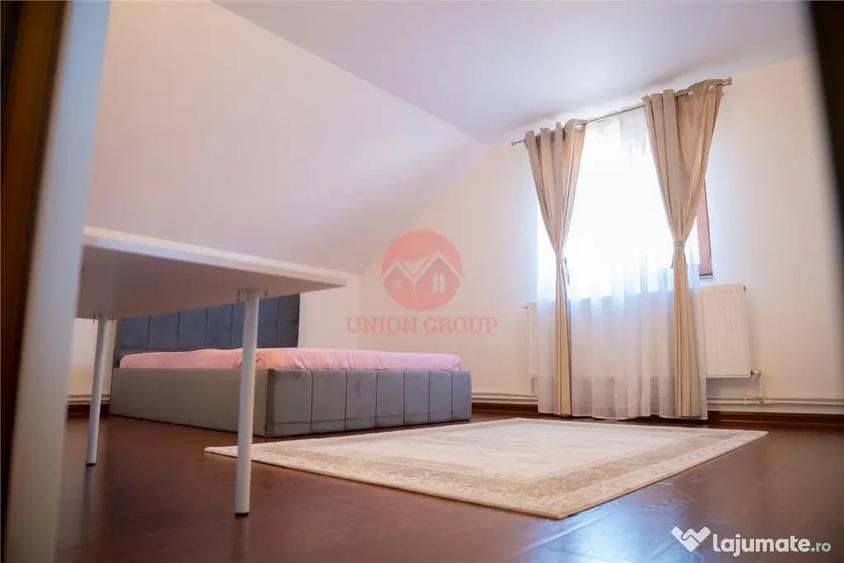 Casă cu 8 camere cu Teren 555 Mp în Lazu