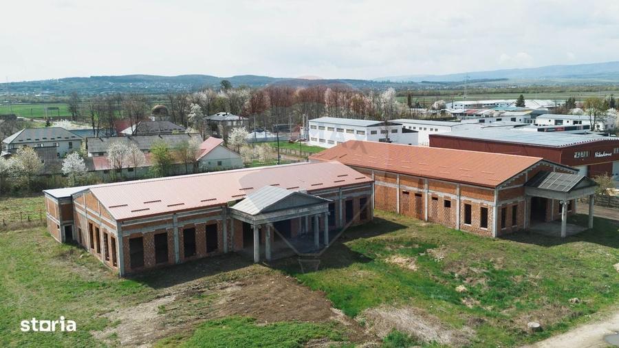 Spațiu comercial, de 1,800 mp, în Central