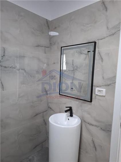 Casă individuală cu 3 camere cu Canalizare în Domnești