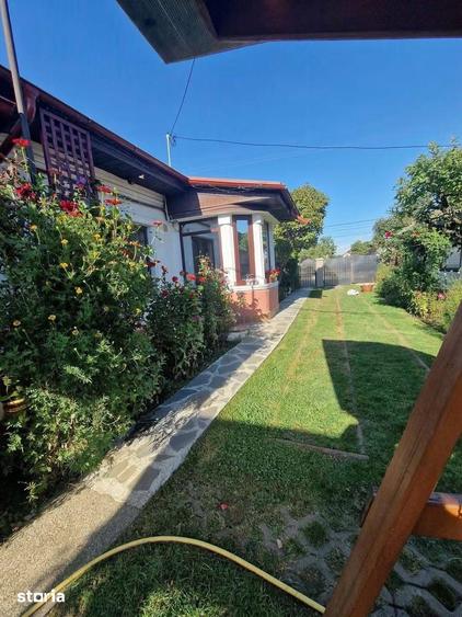 Casă cu 4 camere cu Teren 970 Mp în Central