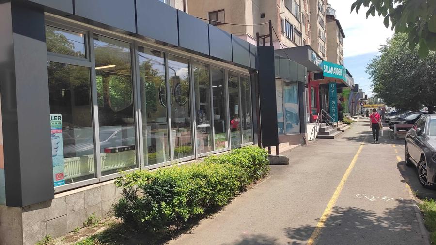 Spațiu comercial, de 148 mp, în Decebal