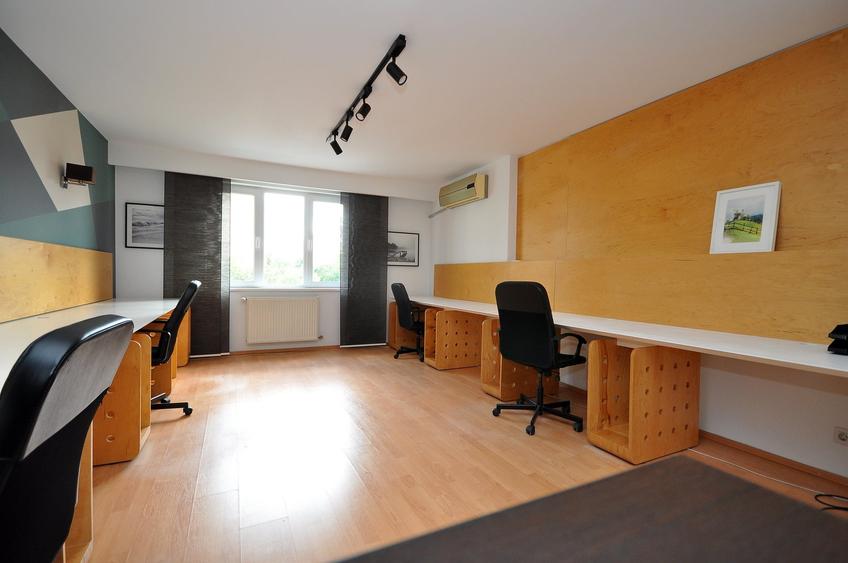 Apartament cu 3 camere în 13 Septembrie