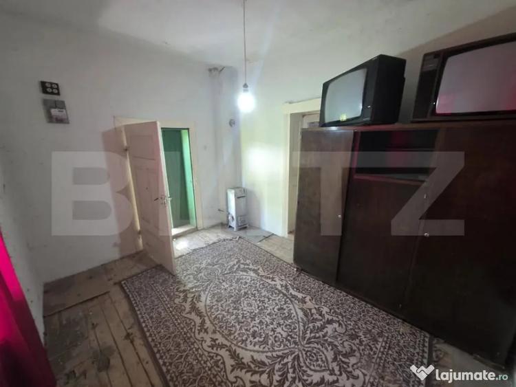 Casă cu 3 camere cu Teren 3900 Mp în Dumbrăvioara