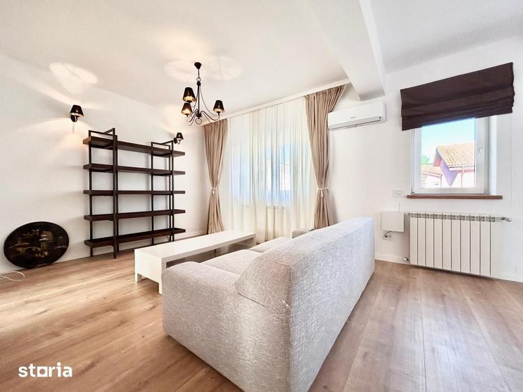 Casă cu 4 camere cu Teren 300 Mp în Central