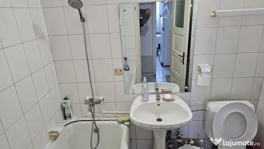 Apartament cu 2 camere decomandat în Ultracentral