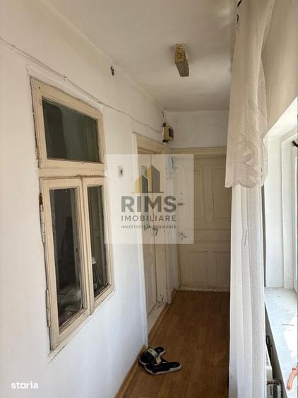 Casă cu 3 camere cu Teren 186 Mp în Central