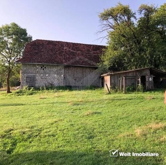 Casă cu 3 camere cu Teren 11200 Mp în Vânători