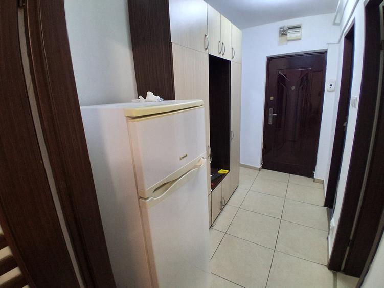 Garsonieră decomandată în Tudor Vladimirescu