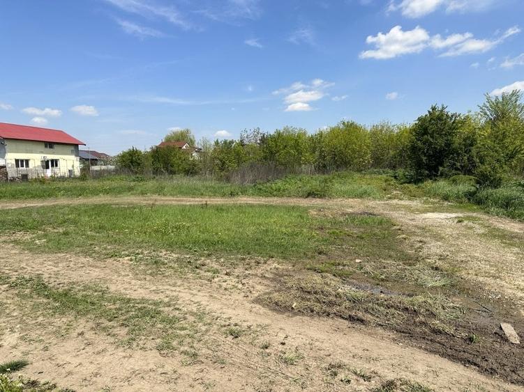 Teren Construcții intravilan de 651 mp, în Crevedia