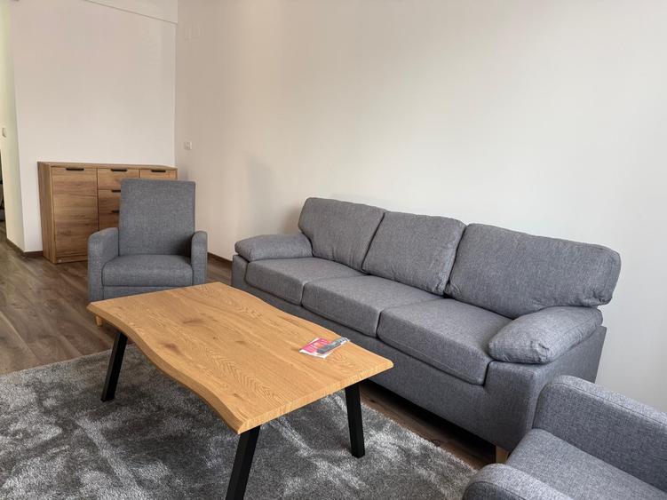 Apartament cu 2 camere decomandat, mobilat în Pipera
