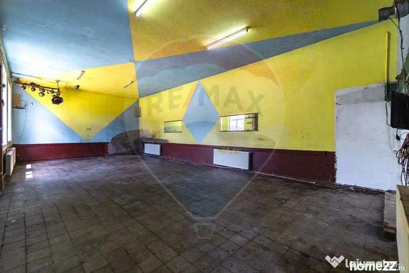 Casă cu 4 camere cu Teren 587 Mp în Colonia 1 Mai
