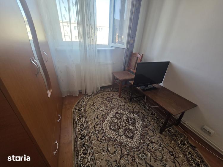 Apartament cu 2 camere decomandat în Astra