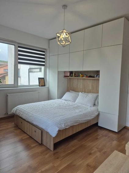 Apartament cu 3 camere decomandat în Florești