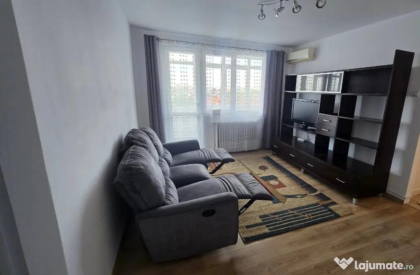 Apartament cu 2 camere semidecomandat în Progresul