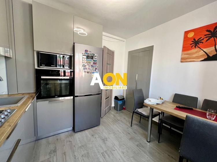Apartament cu 3 camere decomandat, mobilat în Cetate