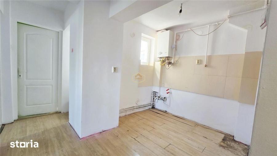 Apartament cu 2 camere decomandat în Micro 14