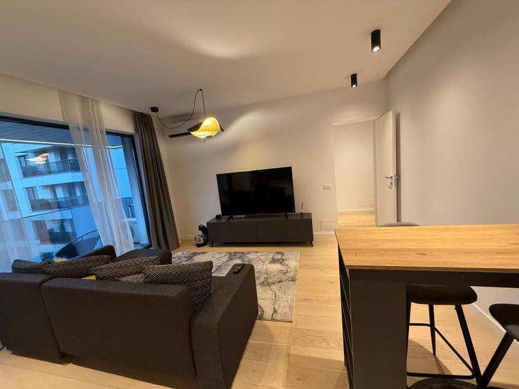 Apartament cu 2 camere decomandat în Aviației