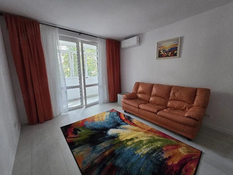 Apartament cu 2 camere semidecomandat în Est