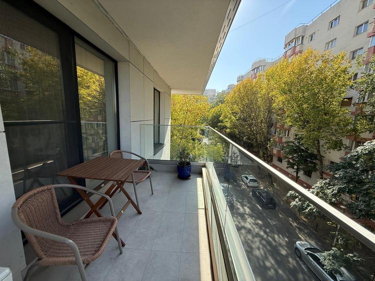 Apartament cu 3 camere în Cotroceni