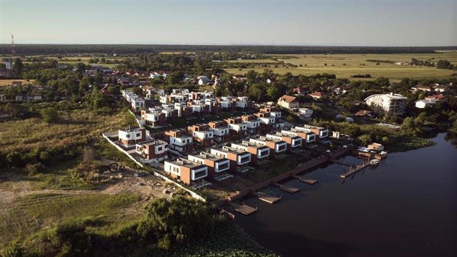 Casă individuală cu 4 camere cu Piscina în Snagov