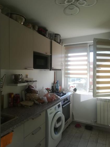 Apartament cu 3 camere în Dristor