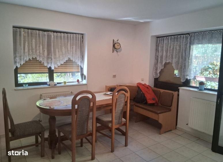 Casă cu 4 camere în Popas Păcurari