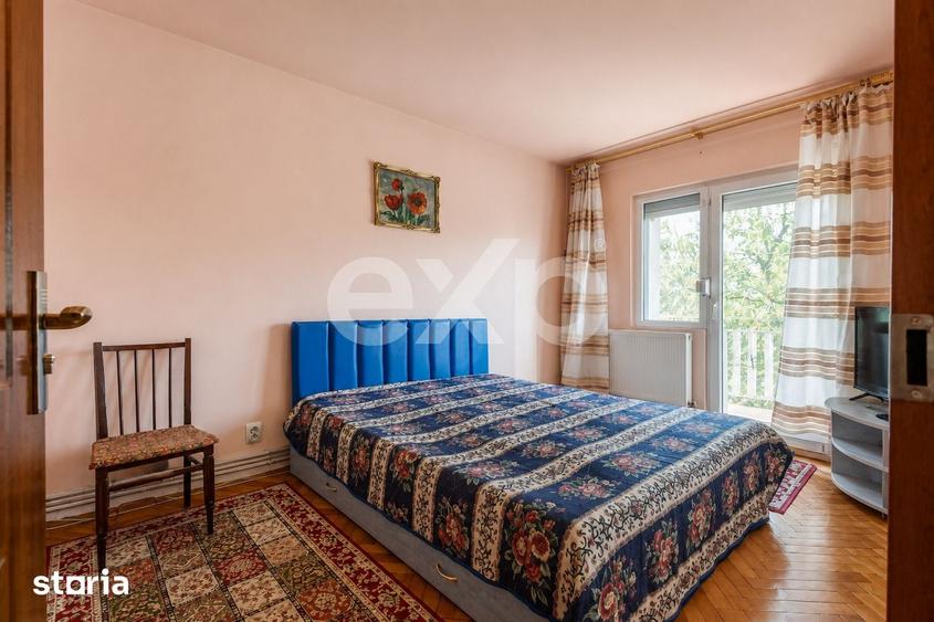 Apartament cu 3 camere decomandat în Central