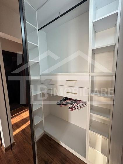 Apartament cu 3 camere decomandat, mobilat în Libertății
