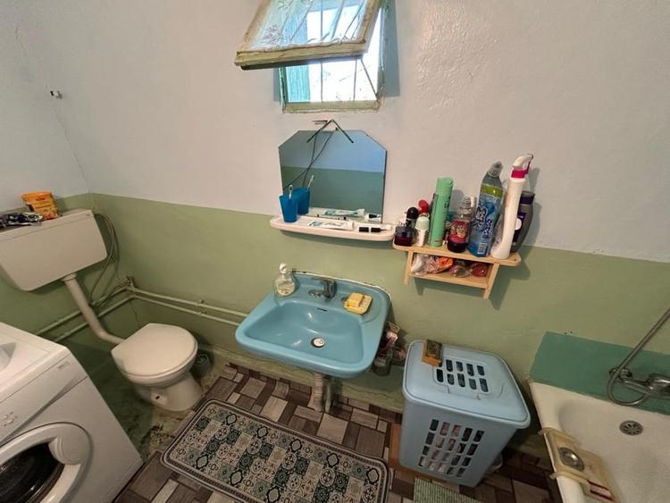 Casă individuală cu 3 camere cu Canalizare în Aiud