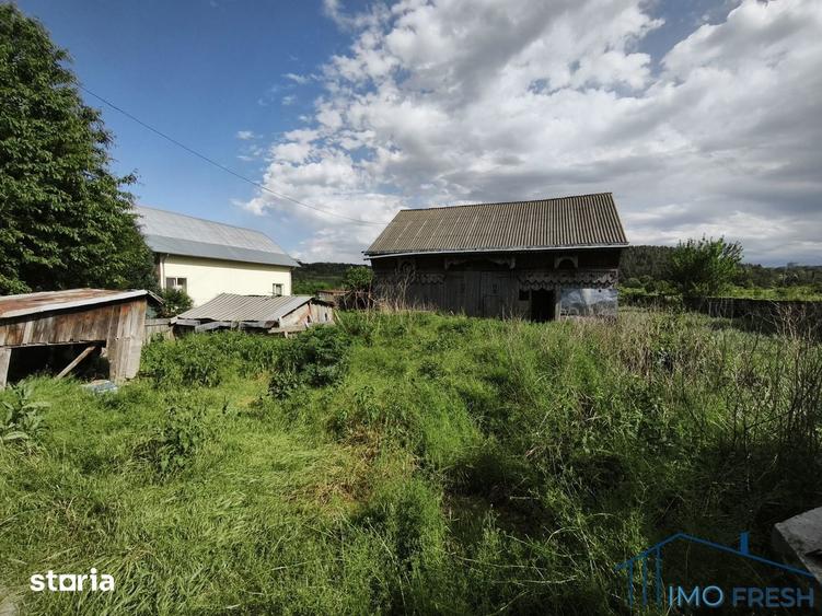 Teren de 1800 mp, în Șcheia
