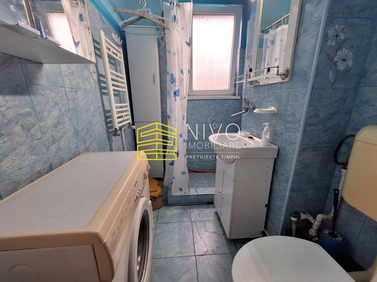 Apartament cu 2 camere semidecomandat în Aleea Carpați