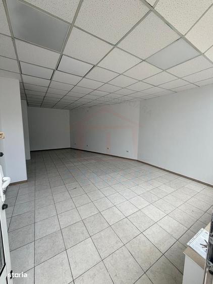 Spațiu comercial, de 53 mp, în Central