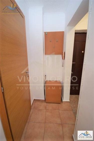 Garsonieră decomandată, mobilată în Lacul Tei