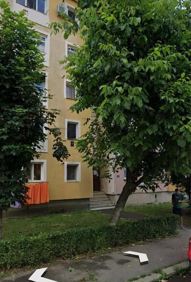 Garsonieră decomandată în Romanești