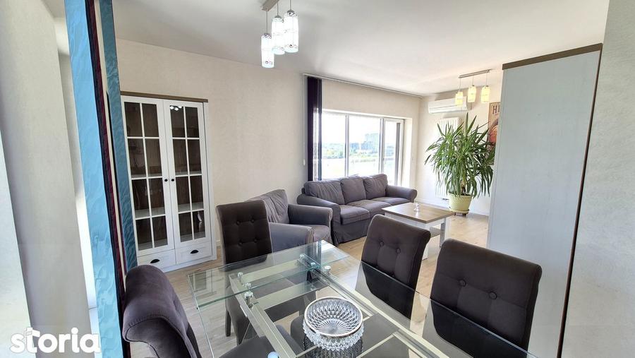 Apartament cu 3 camere decomandat, mobilat în Tei
