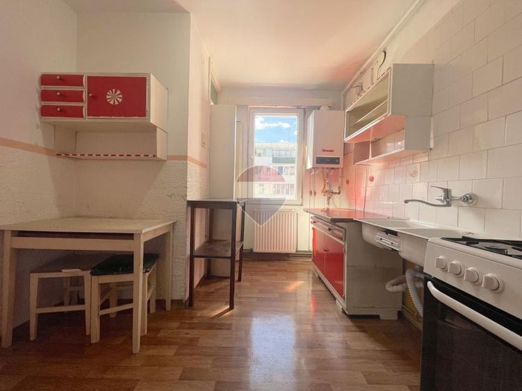 Apartament cu 2 camere decomandat în Astra