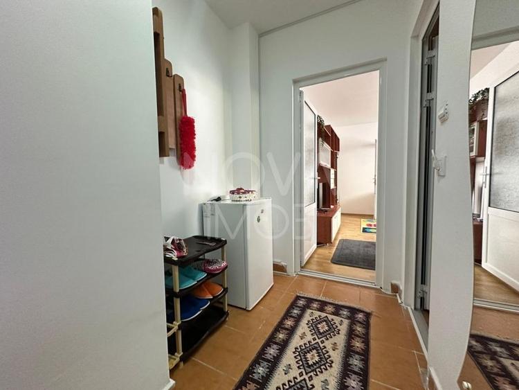 Apartament cu 2 camere nedecomandat, mobilat în Hipodrom 3