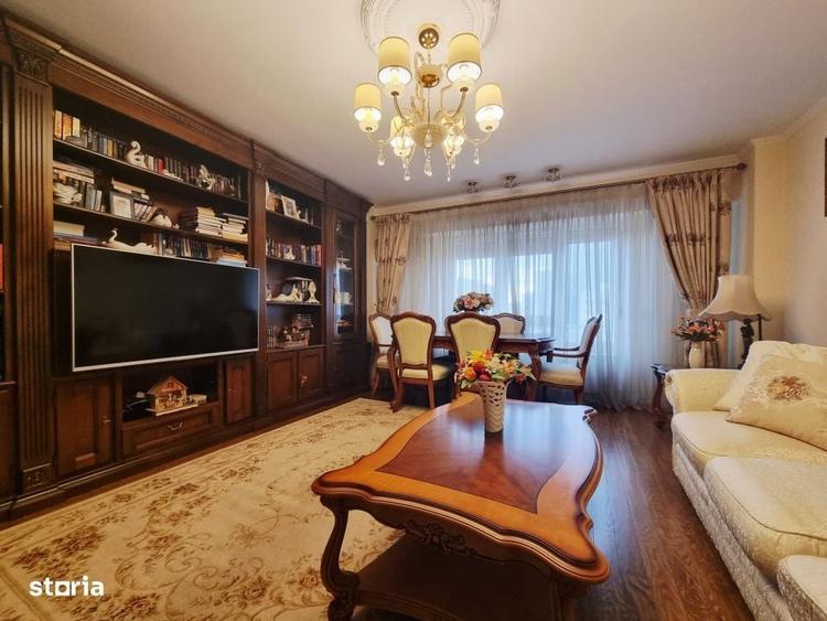 Apartament cu 4 camere decomandat în Unirii